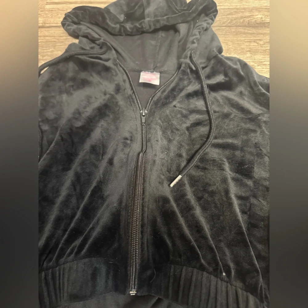 No Boundaries Black Velour Zip-Up Jacket